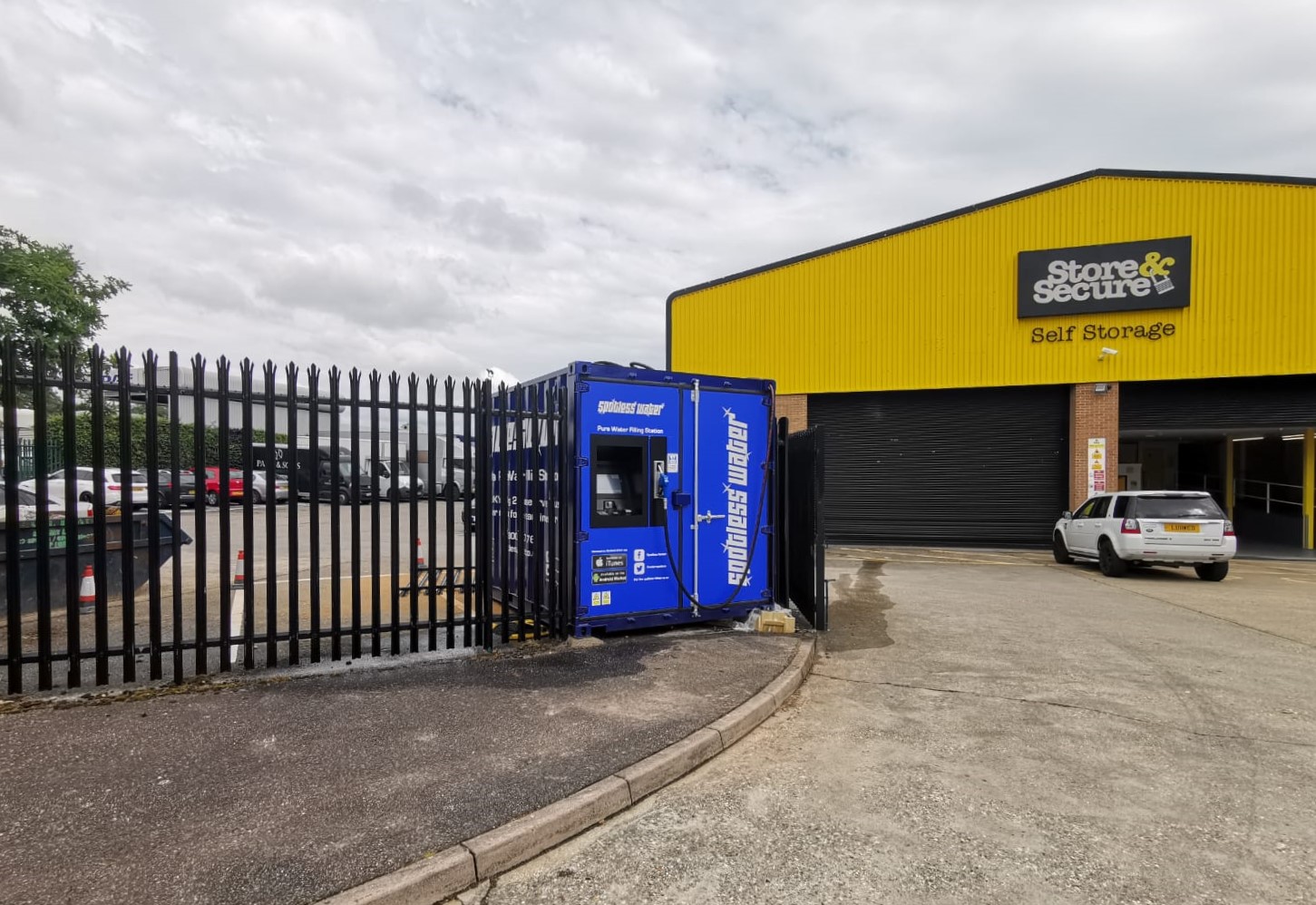 Bournemouth Filling Station SpotlessWater